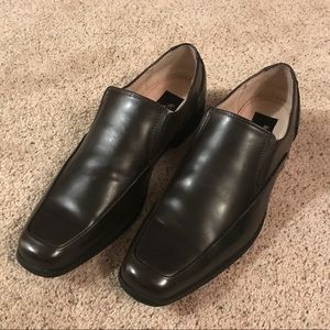 J. Ferrar slip on dress shoes